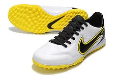 React Tiempo Legend 9 Turf